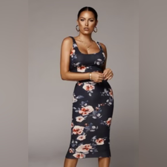 Jlux Label NEW Blue + Pink Farrah Floral Print Set - small - Picture 1 of 1